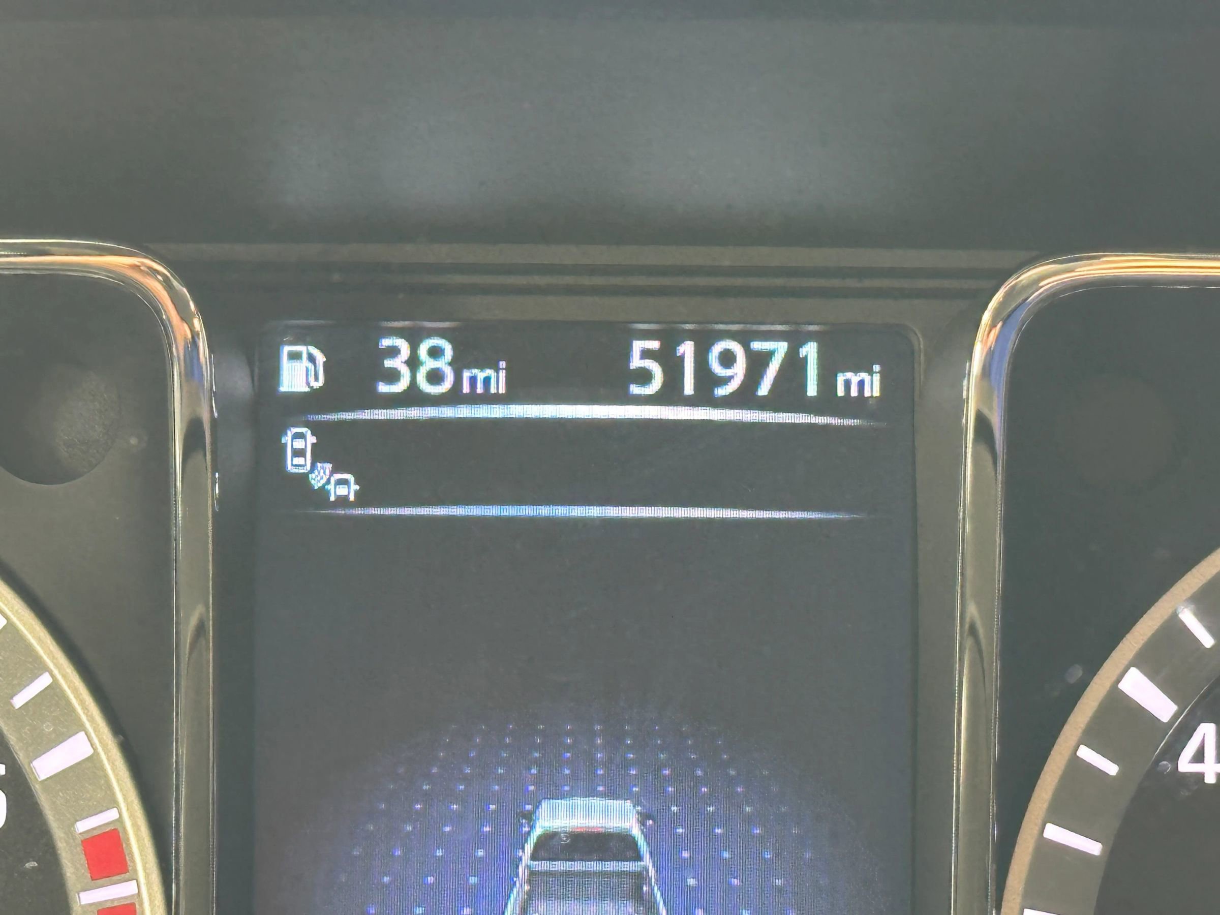 Used 2017 Nissan Titan Platinum Reserve image 44