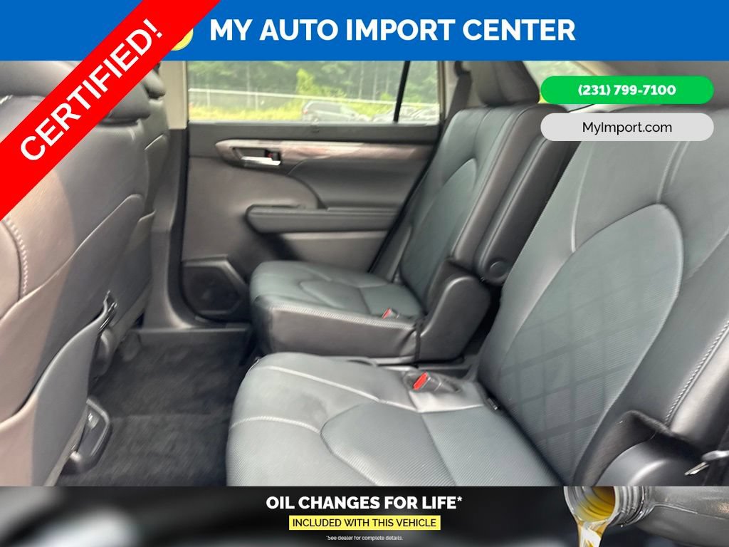 Certified 2025 Toyota Highlander Platinum AWD/4WD image 25
