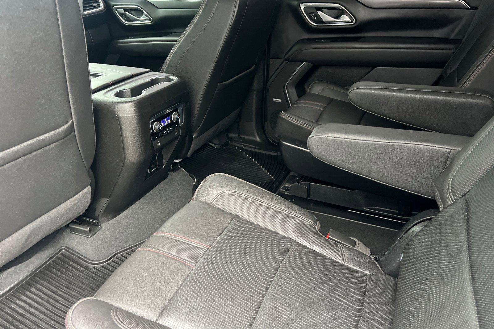 Used 2022 Chevrolet Tahoe RST w/ Sport Performance Package image 9