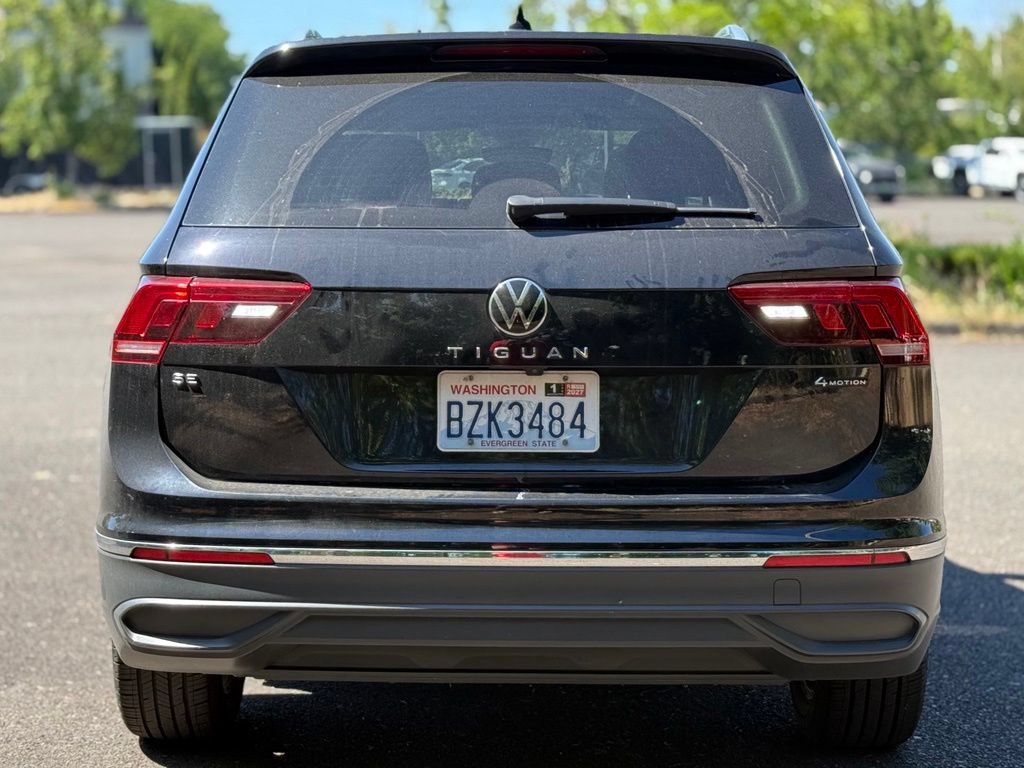 Used 2022 Volkswagen Tiguan SE AWD/4WD image 4