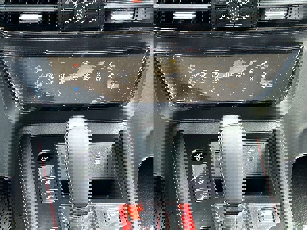 New 2026 Nissan Kicks SR image 20