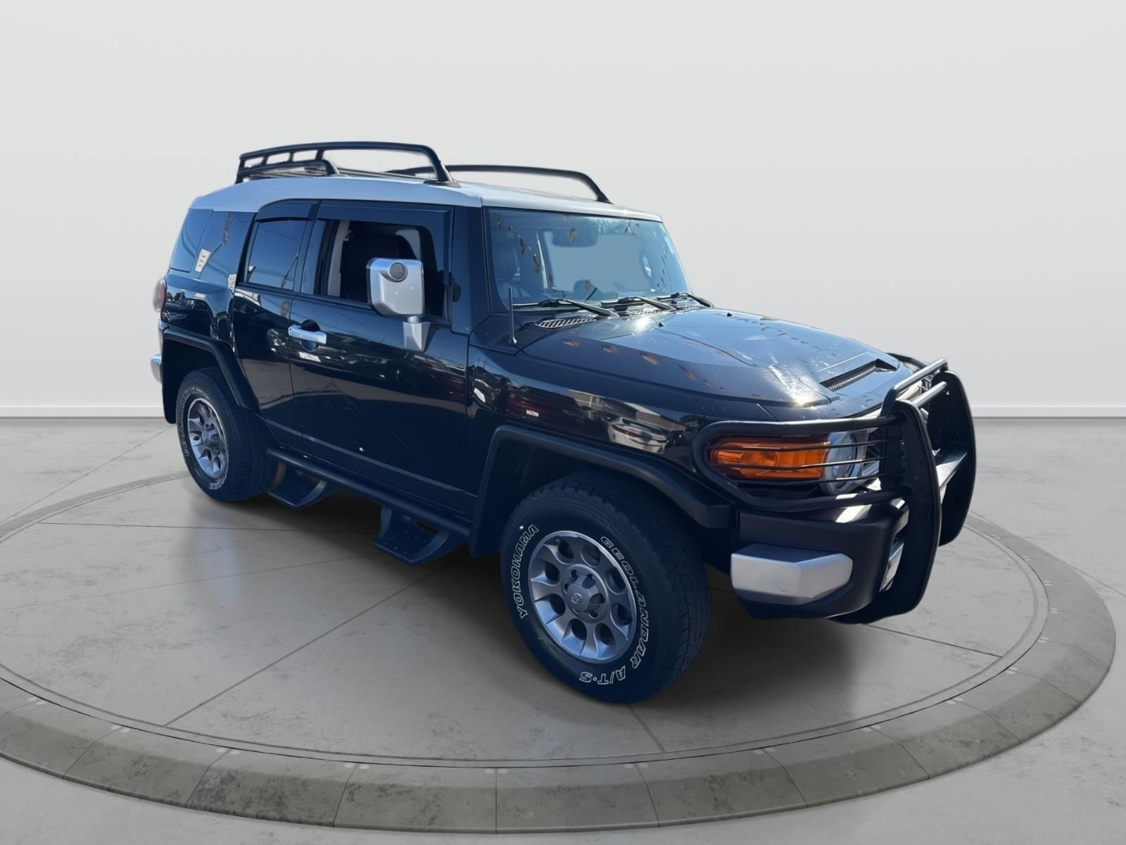 Used 2013 Toyota FJ Cruiser 4WD image 1