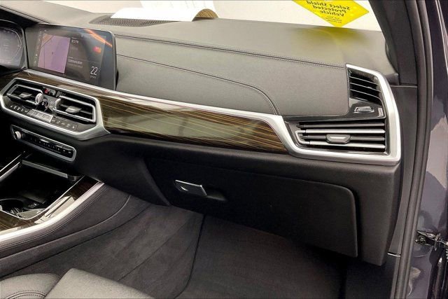 Used 2021 BMW X5 xDrive40i w/ Convenience Package image 15