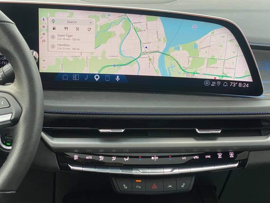 Used 2025 Cadillac XT4 Sport w/ LPO, Floor Liner Package AWD/4WD image 23