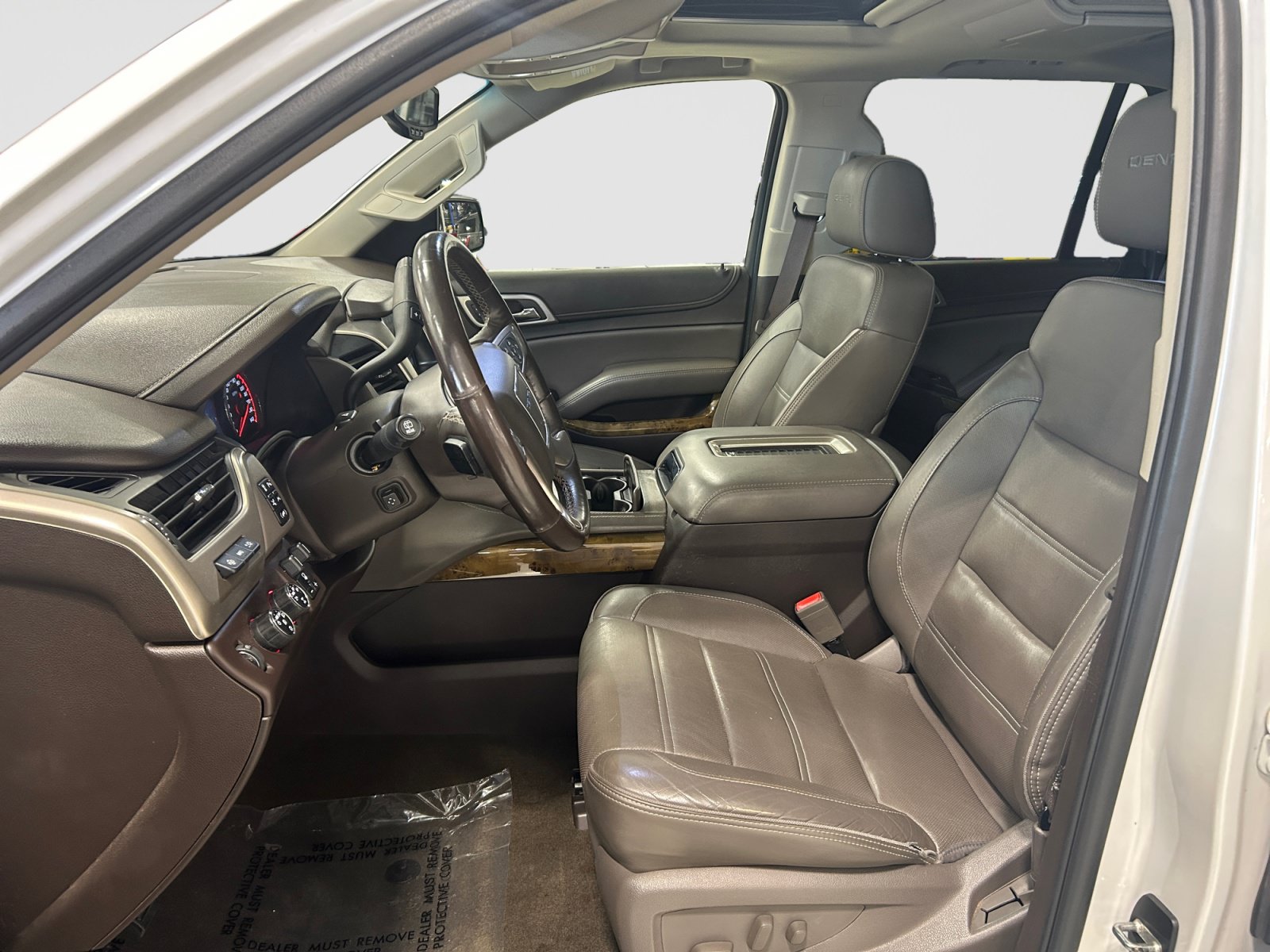 Used 2016 GMC Yukon Denali w/ Open Road Package AWD/4WD image 12