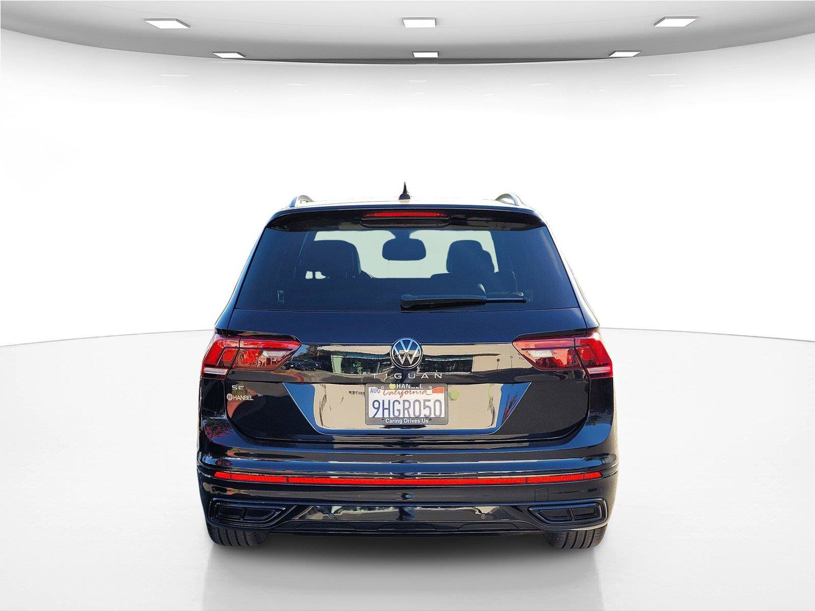 Certified 2023 Volkswagen Tiguan SE R-Line FWD image 8