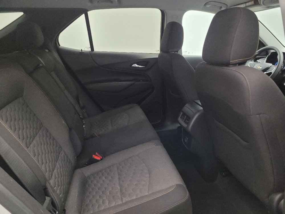 Used 2021 Chevrolet Equinox LT FWD image 19