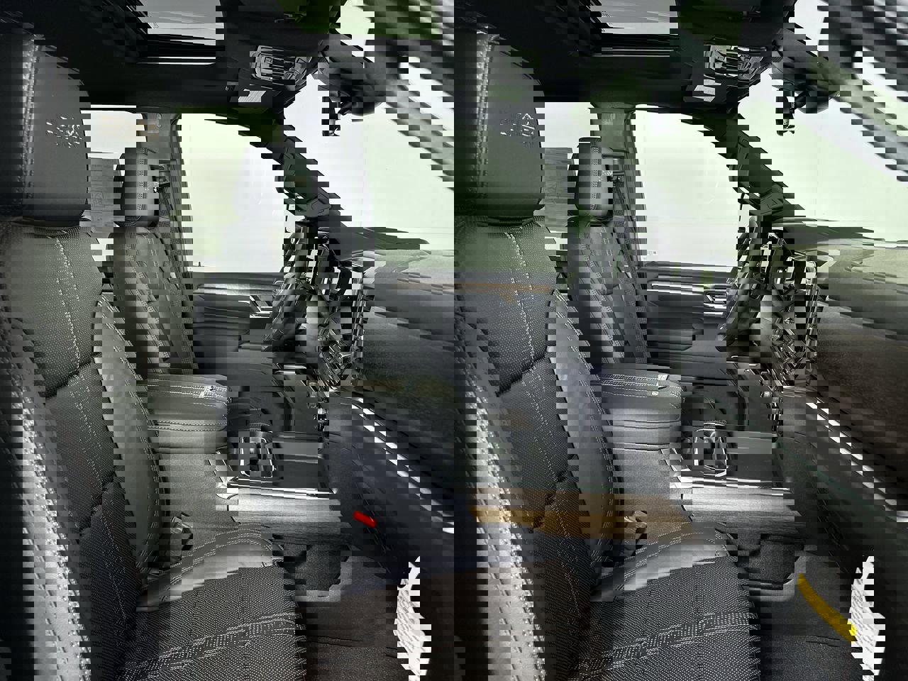 New 2026 Chevrolet Silverado 2500 High Country w/ Midnight Edition image 90