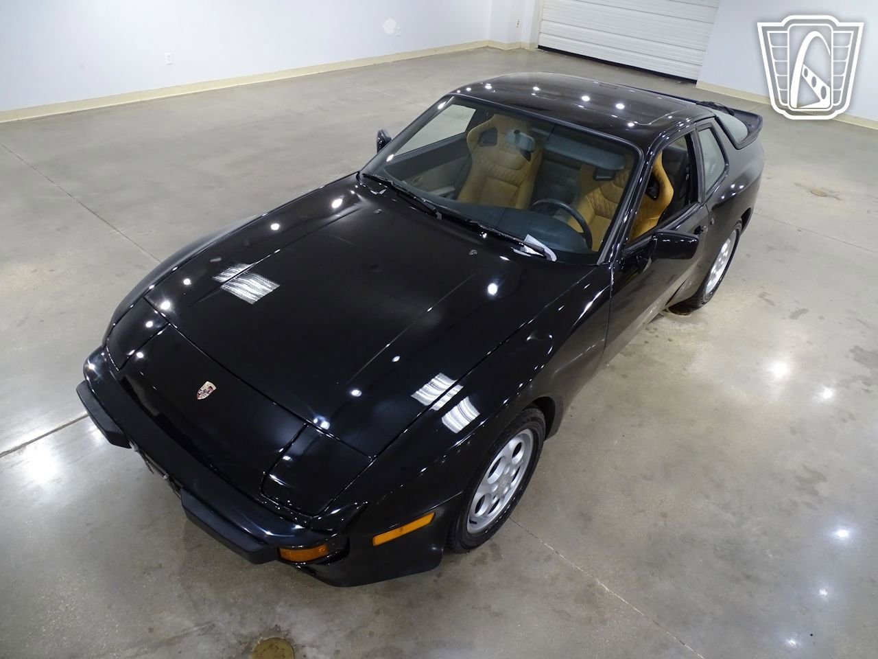 Used 1987 Porsche 944 S RWD image 3