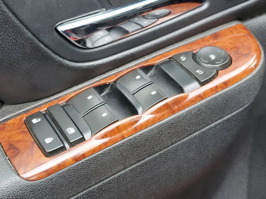 Used 2011 Chevrolet Silverado 2500 LTZ w/ LTZ Plus Package AWD/4WD image 23