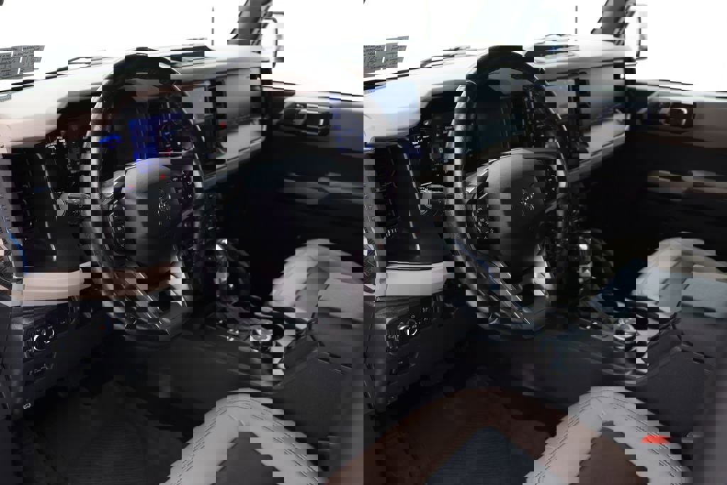 Used 2022 Ford Bronco Wildtrak image 16