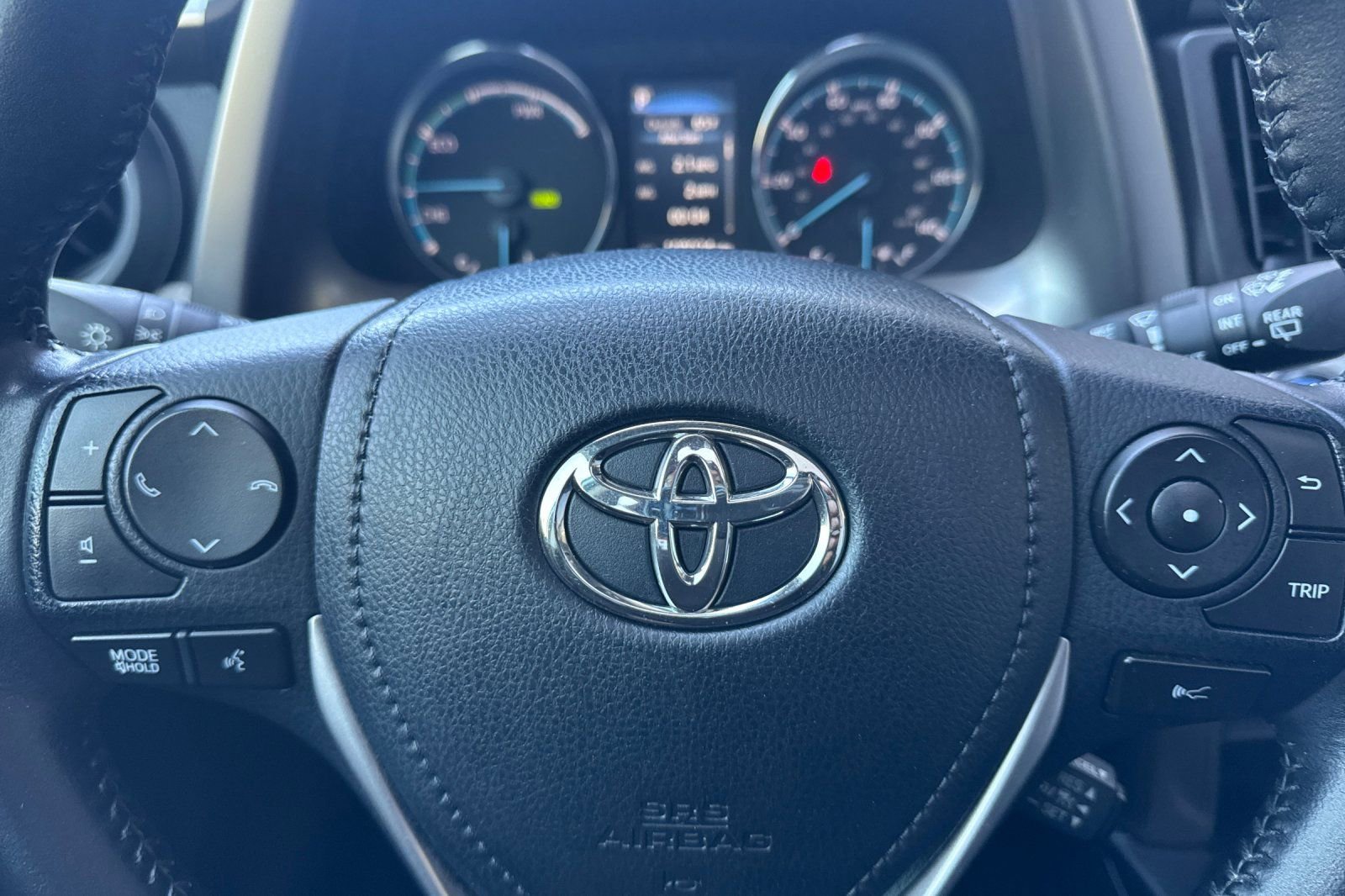 Used 2016 Toyota RAV4 XLE w/ Convenience Package AWD/4WD image 23
