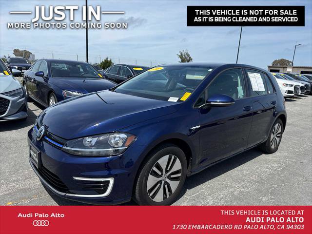 Used 2019 Volkswagen e-Golf SE FWD image 1
