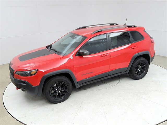 Used 2019 Jeep Cherokee Trailhawk w/ Cold Weather Group image 15