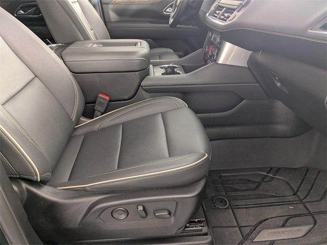 Certified 2024 Chevrolet Tahoe Premier w/ Premium Package 2 image 35