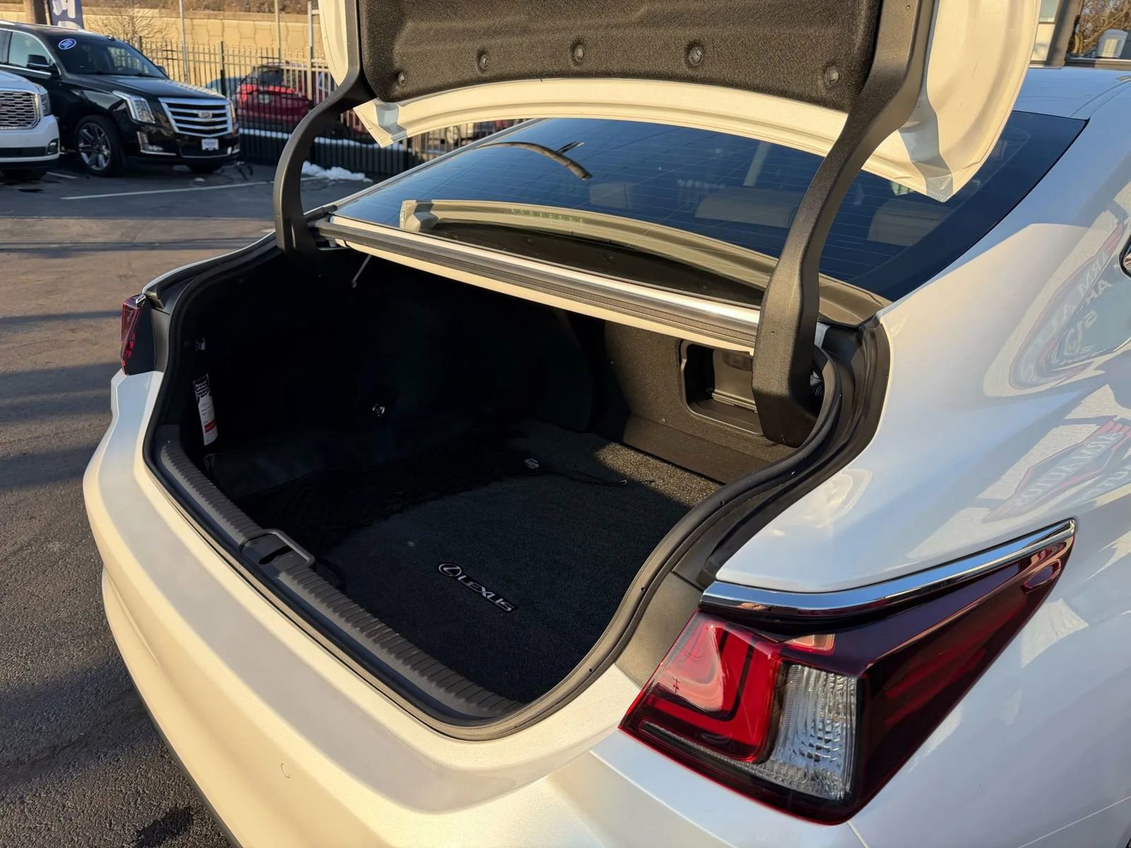 Used 2021 Lexus ES 350 w/ Premium Package image 20