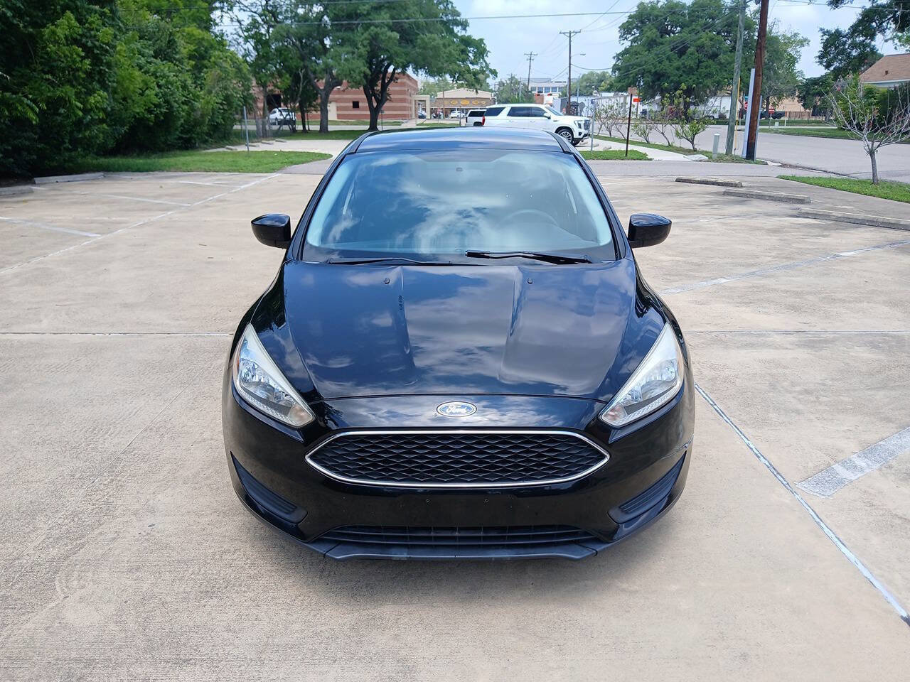 Used 2018 Ford Focus SE FWD image 11