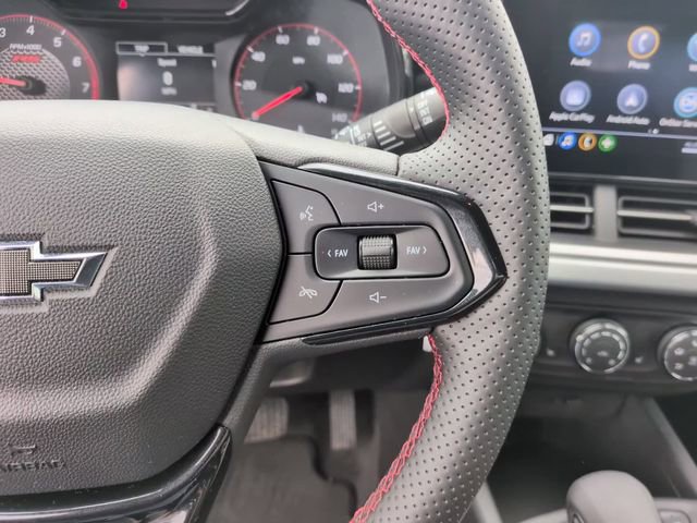 Certified 2025 Chevrolet Trax RS w/ Driver Confidence Package FWD image 20