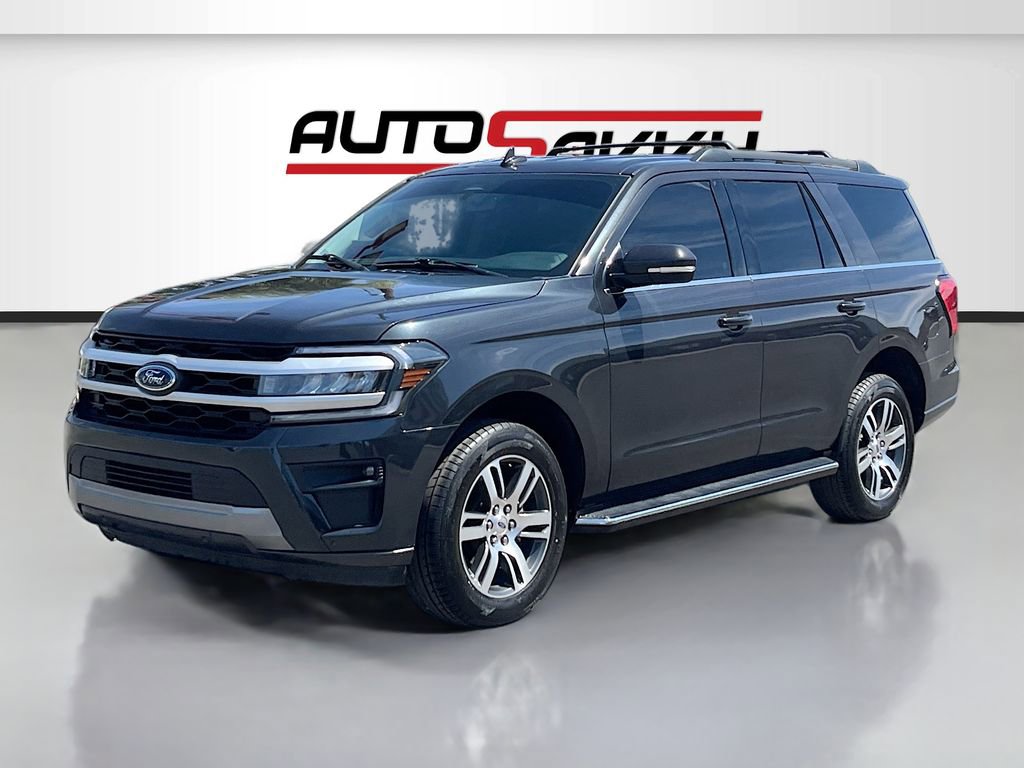 Used 2022 Ford Expedition XLT RWD image 3