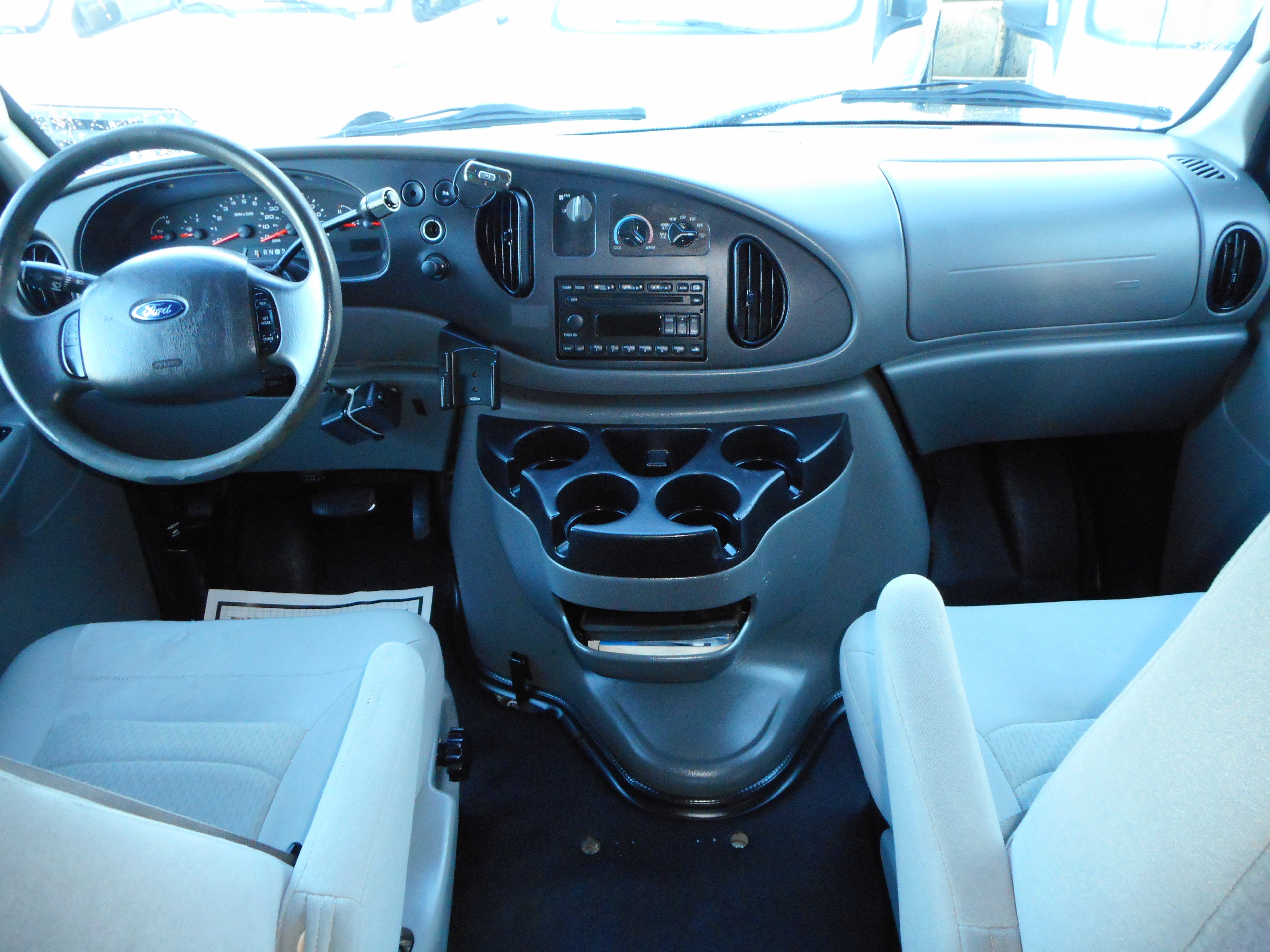 Used 2008 Ford E-250 and Econoline 250 RWD image 20