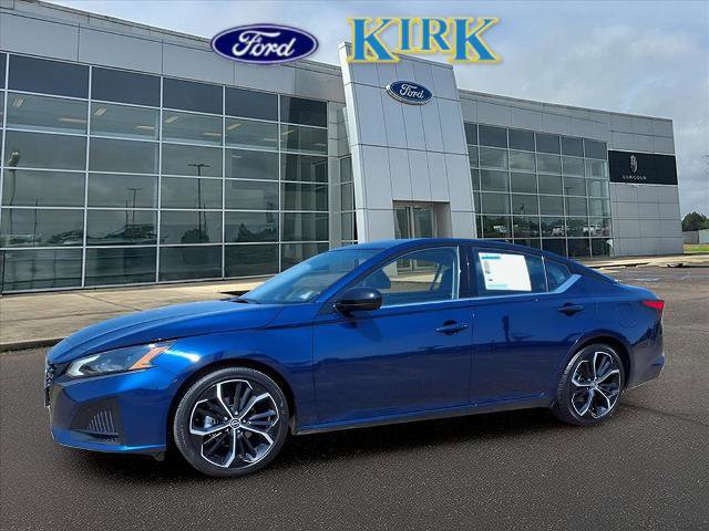 Used 2024 Nissan Altima 2.5 SR image 1