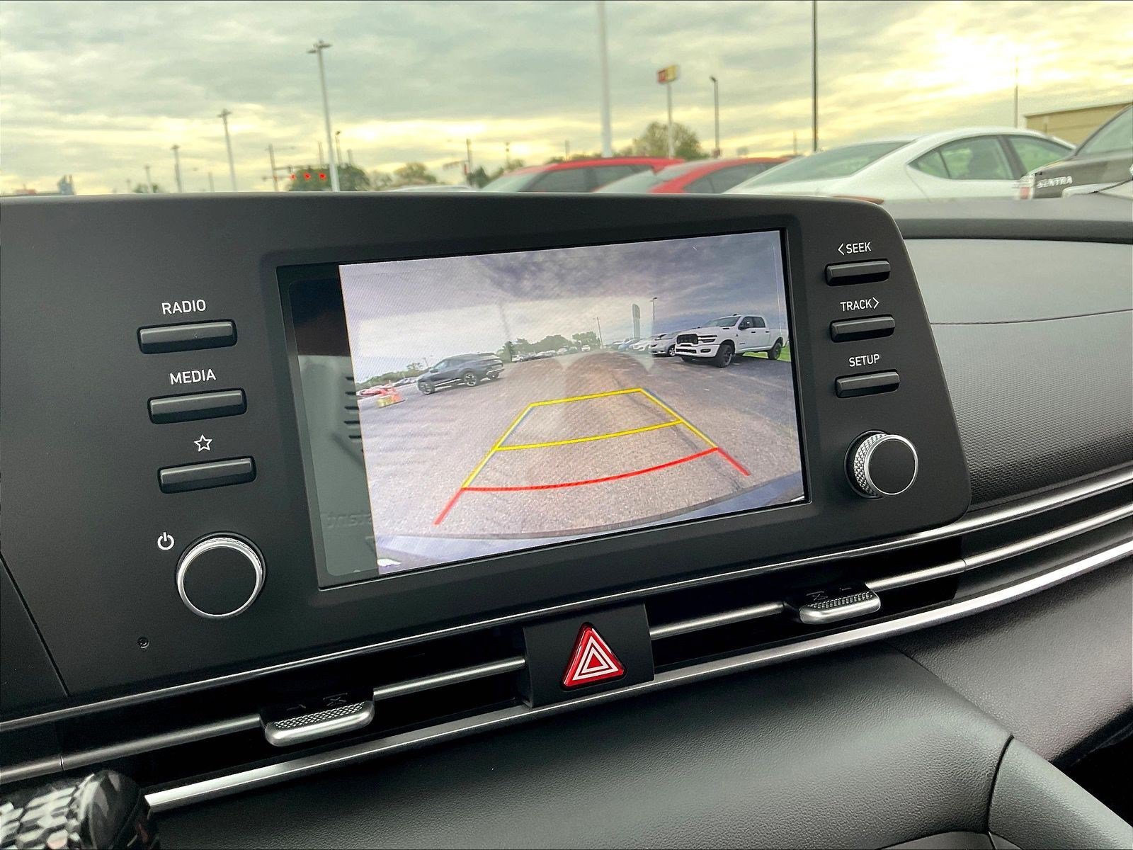 New 2026 Hyundai Elantra SE FWD image 24