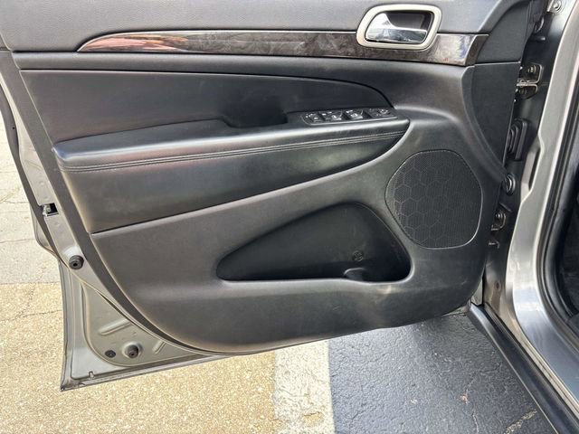 Used 2012 Jeep Grand Cherokee Laredo image 8