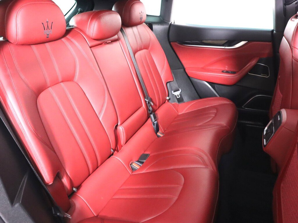 Used 2018 Maserati Levante GranSport AWD/4WD image 49