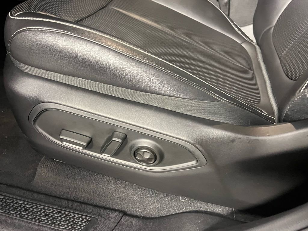 Certified 2025 Jeep Grand Cherokee Limited 4xe image 17