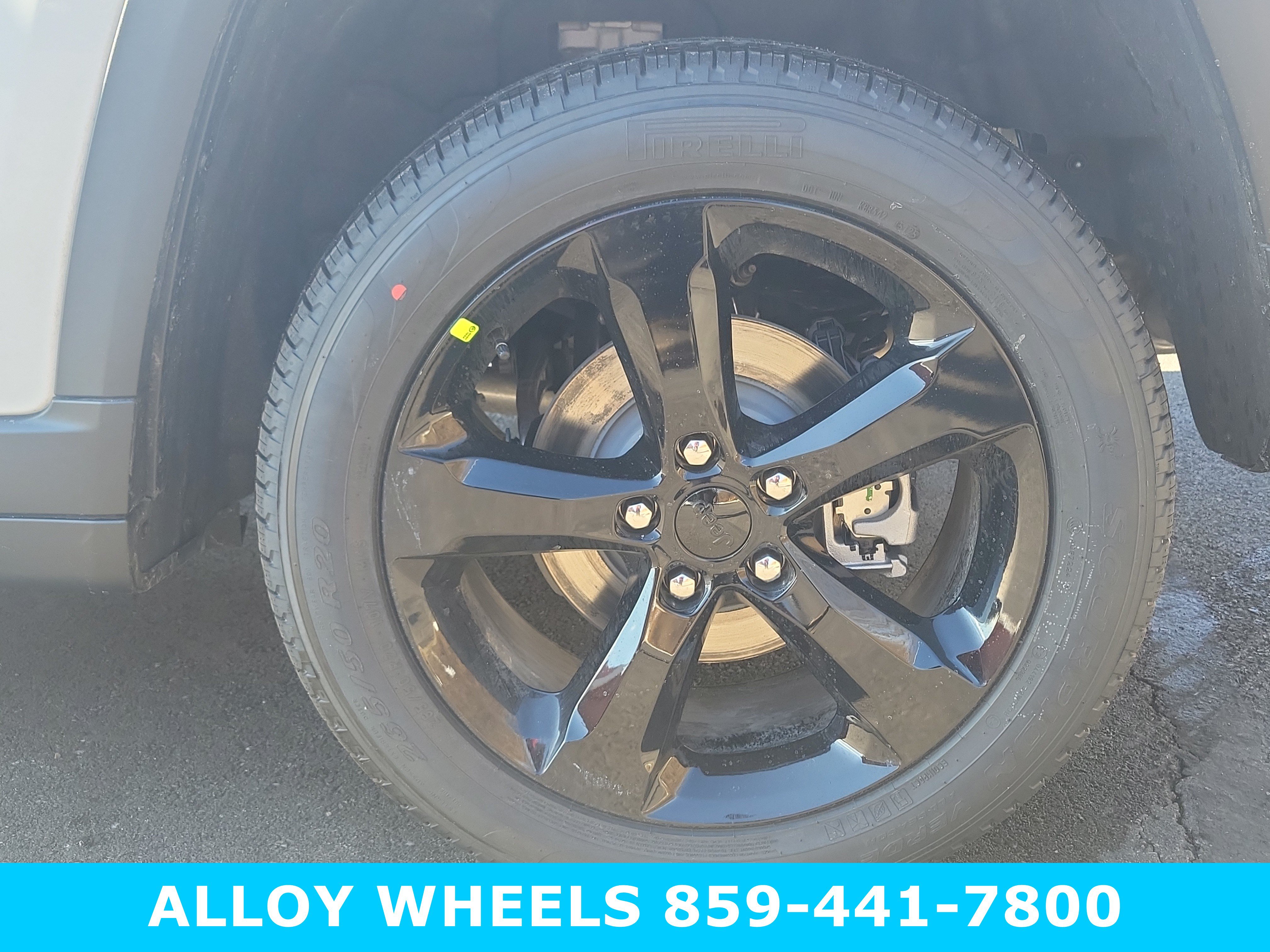 New 2026 Jeep Grand Cherokee Limited w/ Limited Altitude Package AWD/4WD image 9