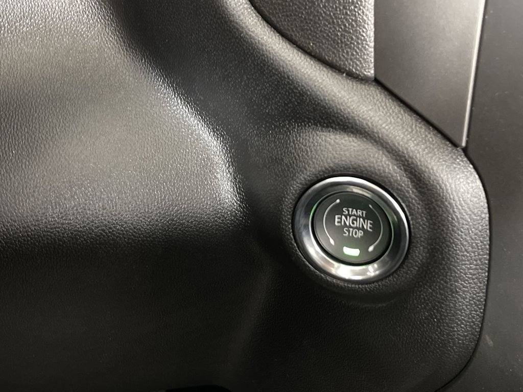 New 2026 GMC Sierra 2500 Pro w/ Convenience Package image 16