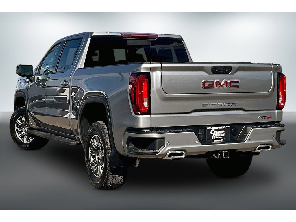 Used 2024 GMC Sierra 1500 AT4 w/ AT4 Premium Package AWD/4WD image 4