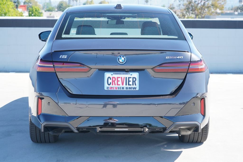 New 2026 BMW i5 eDrive40 w/ M Sport Package RWD image 6