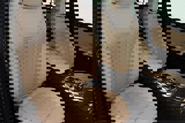 New 2026 BMW 330i xDrive Sedan w/ Convenience Package image 9