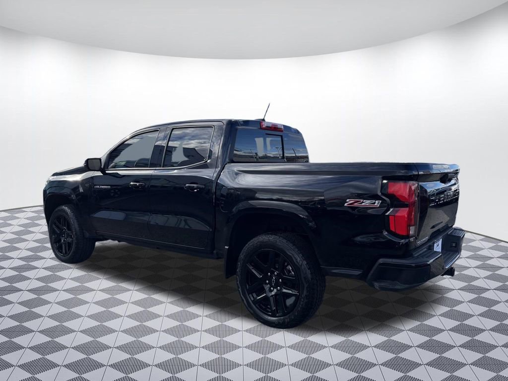 Used 2025 Chevrolet Colorado Z71 w/ Technology Package image 4