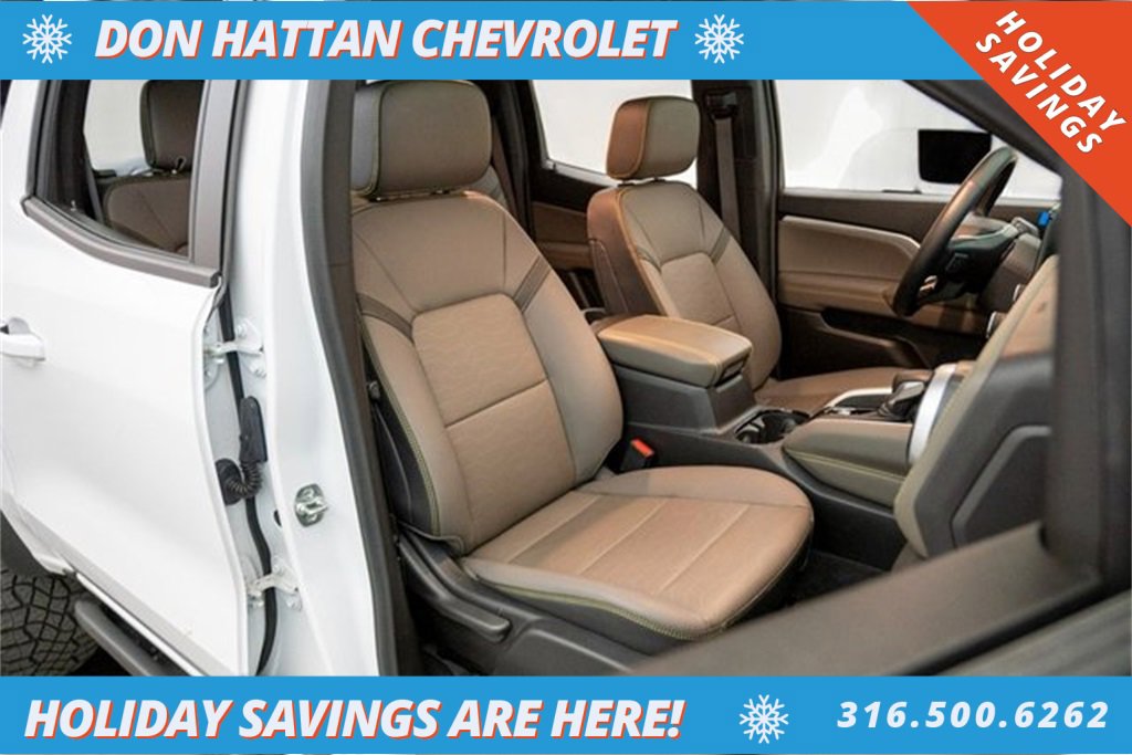 Used 2024 Chevrolet Colorado ZR2 w/ ZR2 Convenience Package III image 31