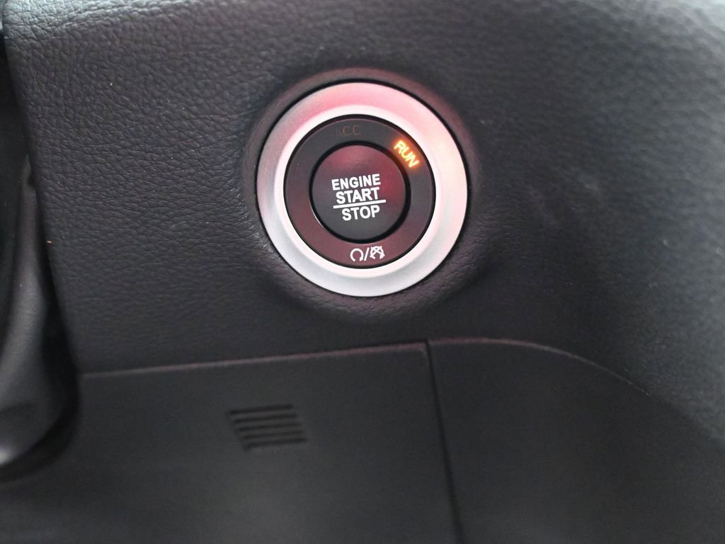 Used 2023 Chrysler Pacifica Touring-L w/ S Appearance Package image 27