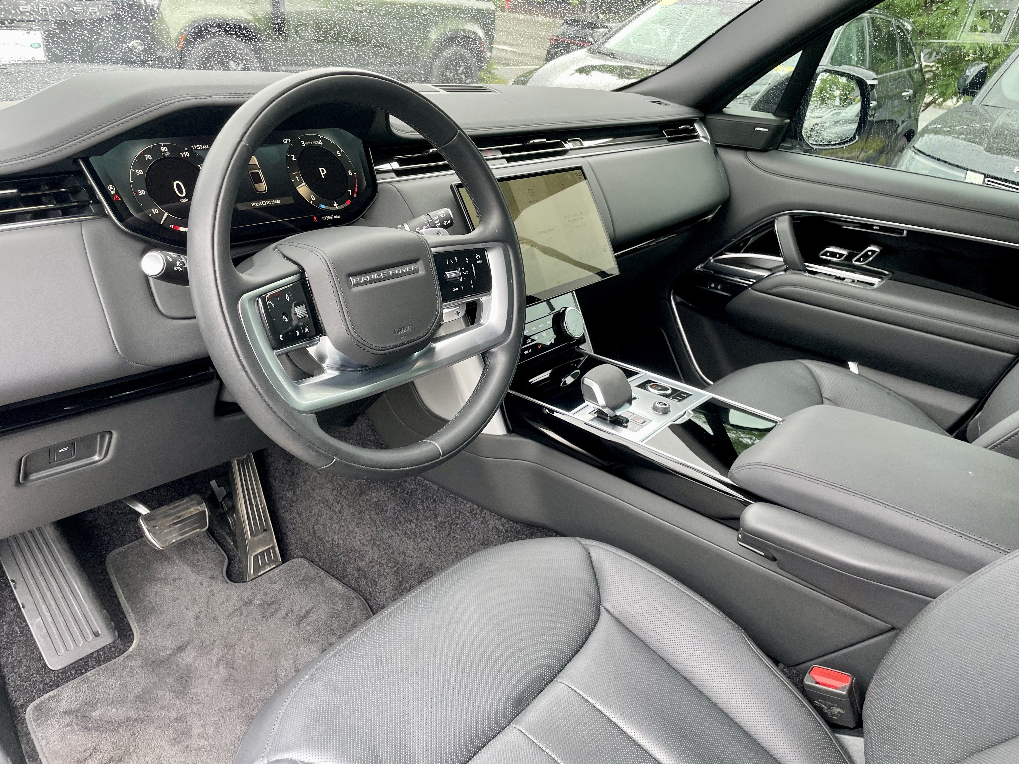 Used 2023 Land Rover Range Rover SE AWD/4WD image 13