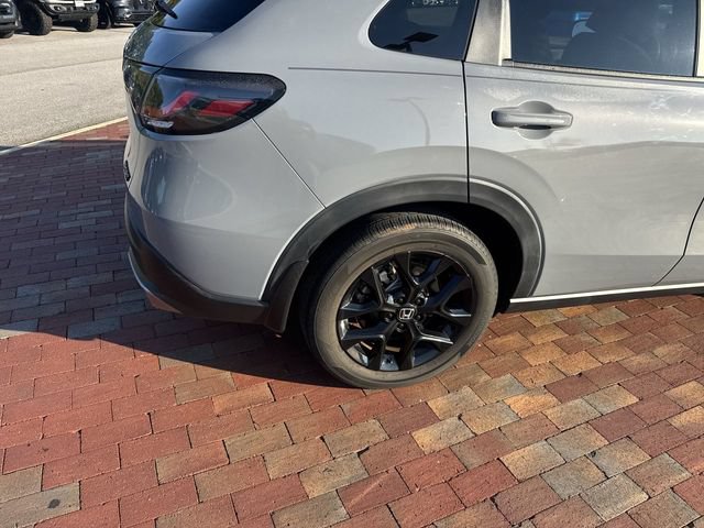 Certified 2024 Honda HR-V Sport image 15