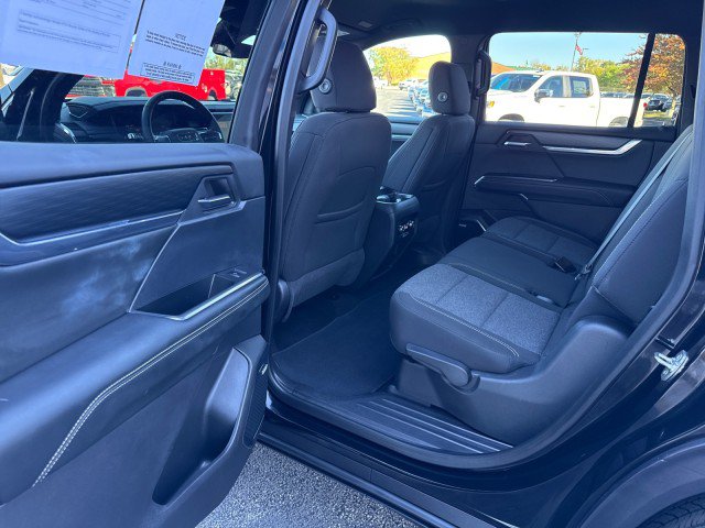 Used 2025 GMC Acadia Elevation FWD image 24