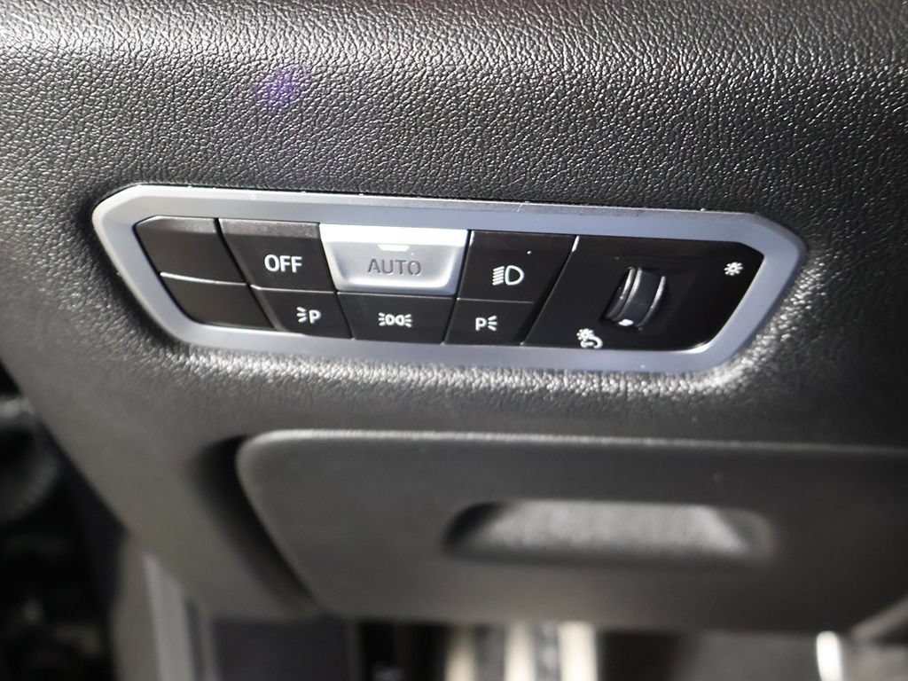 Used 2023 BMW X6 M50i w/ Executive Package AWD/4WD image 38