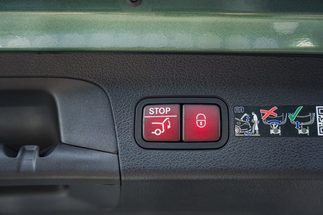 New 2026 Mercedes-Benz GLS 450 4MATIC image 12