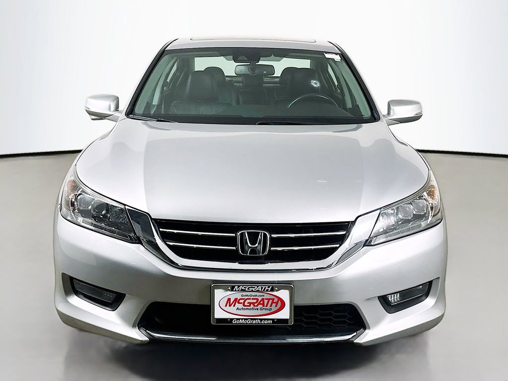 Used 2015 Honda Accord Touring image 16