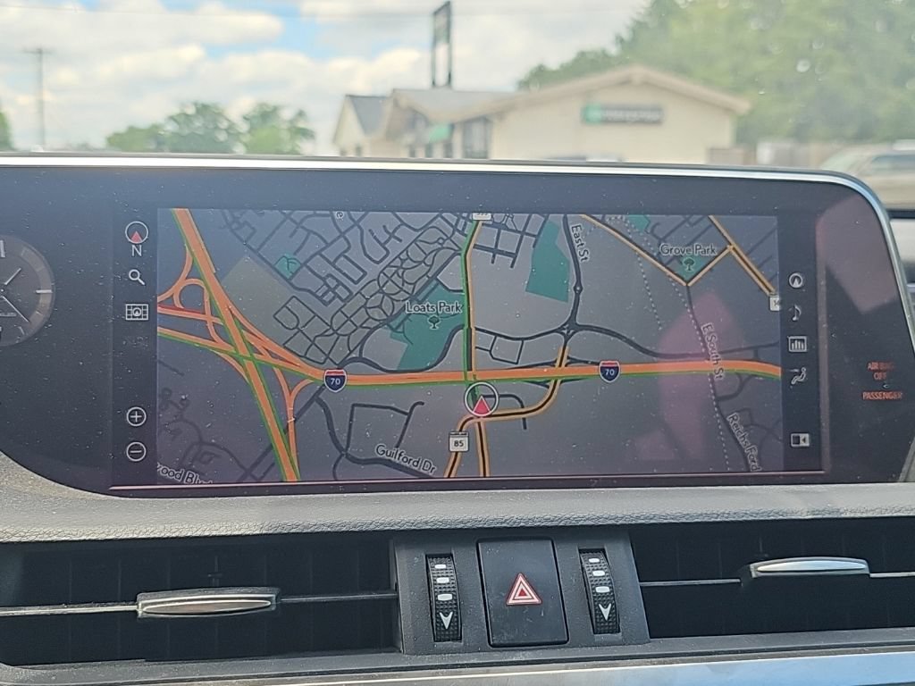 Used 2020 Lexus ES 350 w/ Premium Package FWD image 9