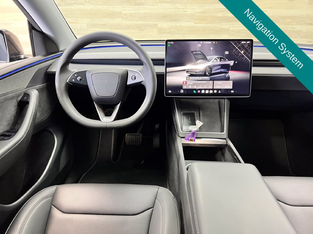 Used 2026 Tesla Model Y Long Range AWD/4WD image 2