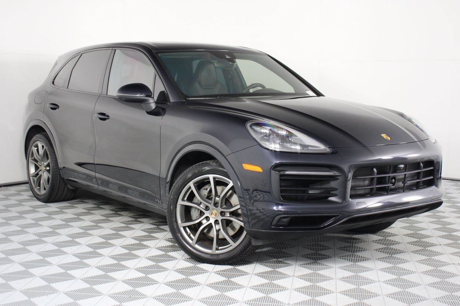 Certified 2023 Porsche Cayenne S AWD/4WD image 9