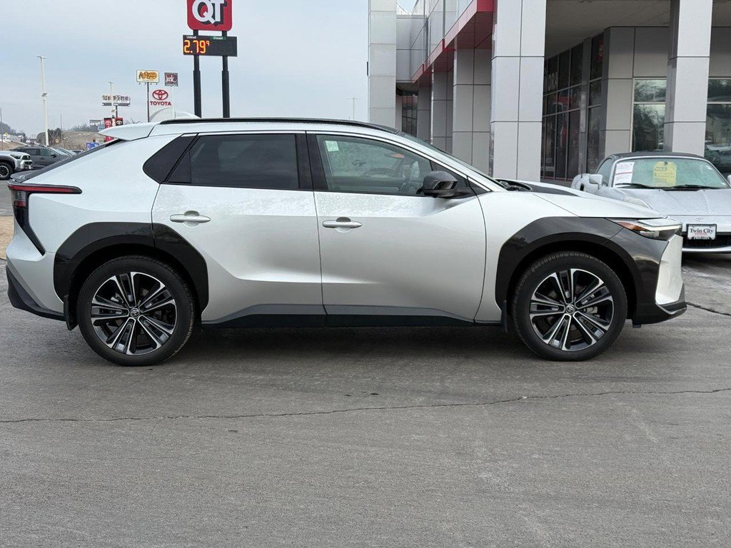 Certified 2023 Toyota bZ4X AWD w/ Weather Package image 2