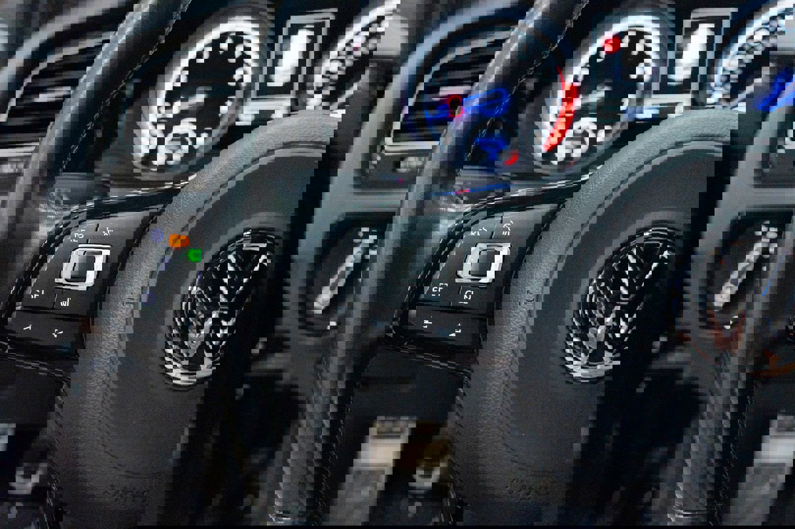 Used 2016 Volkswagen Golf 4-Door image 26