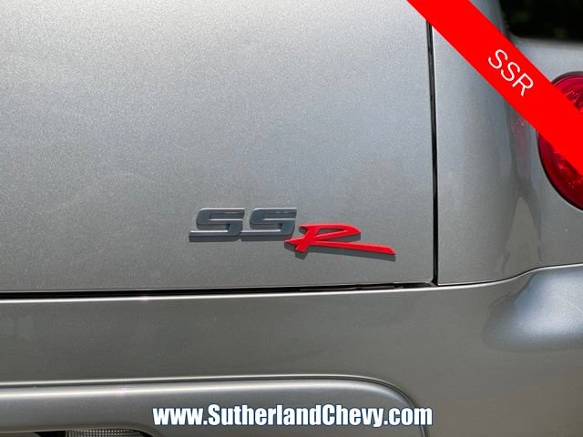 Used 2006 Chevrolet SSR w/ Preferred Equipment Group RWD image 19