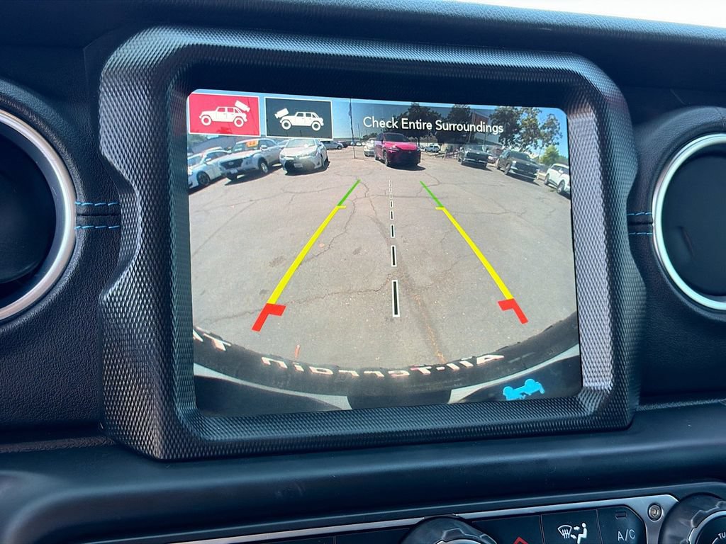 Used 2023 Jeep Wrangler Unlimited Rubicon 4xe AWD/4WD image 14